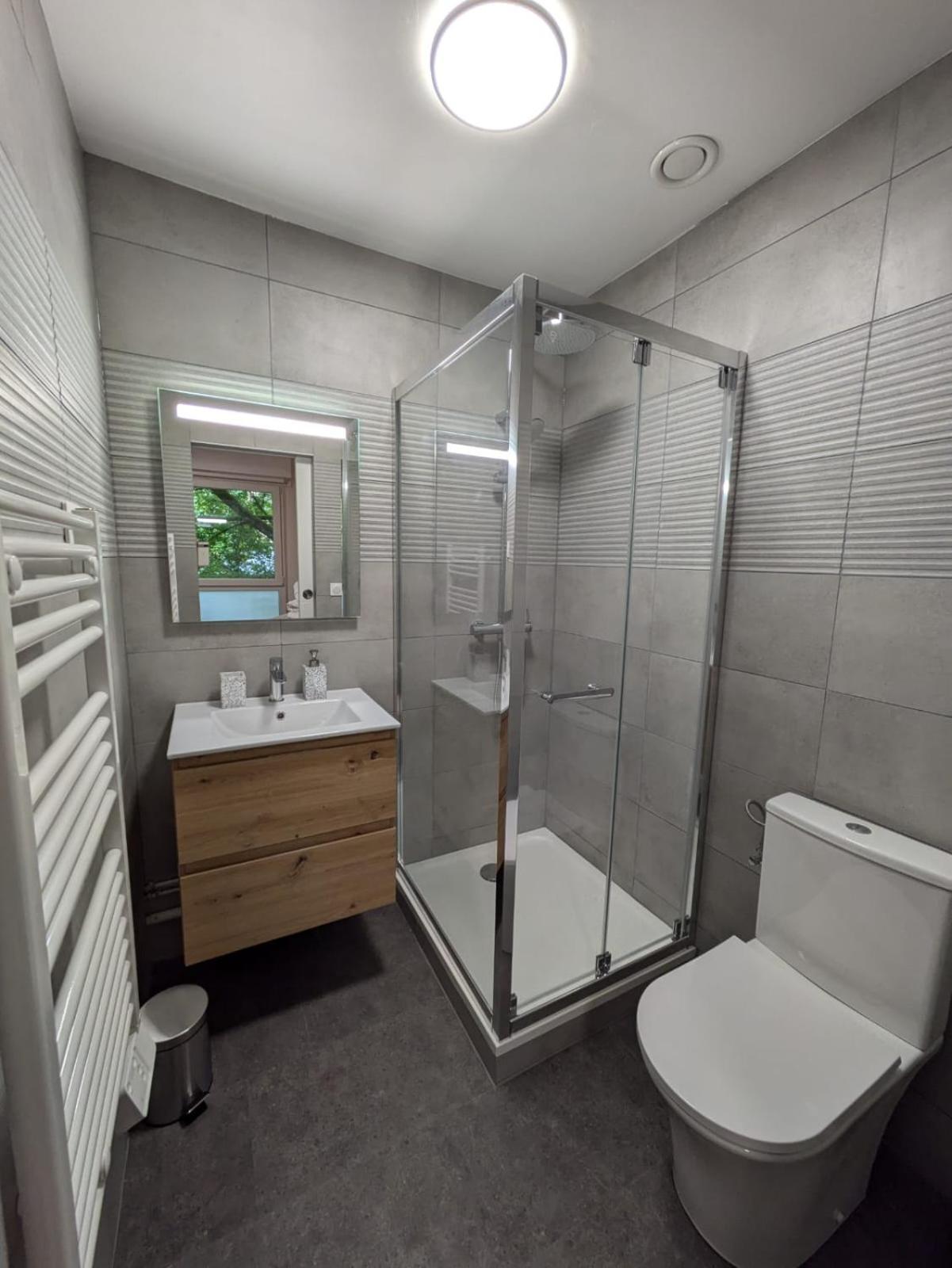 Studio Rez De Chaussee Avec Terrasse Centre Thermal Et Touristique - Casa Amnéville Extérieur photo